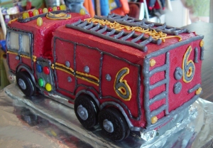 Firetruck cake3